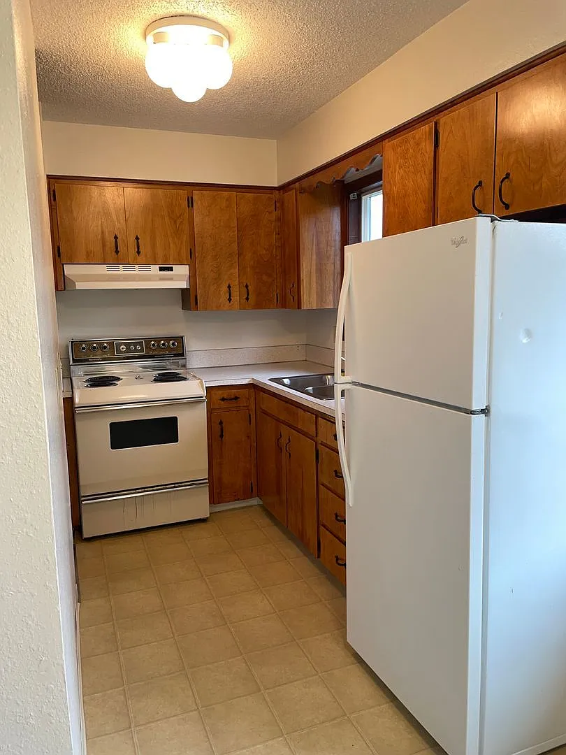 Shilo Apartments — Photo 2