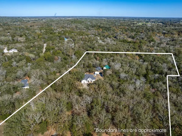 497 Mountain Creek Dr, Denison, TX 75021