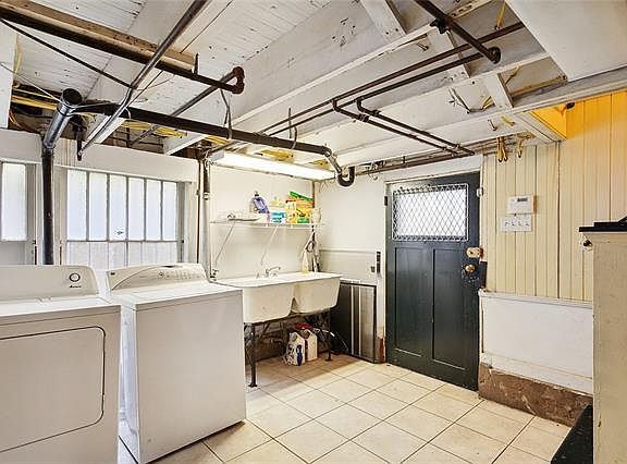 5th image of 2511 Broadway St #2