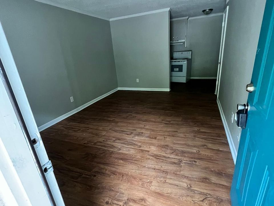 1st image of 2201 Morehead Ave APT 37