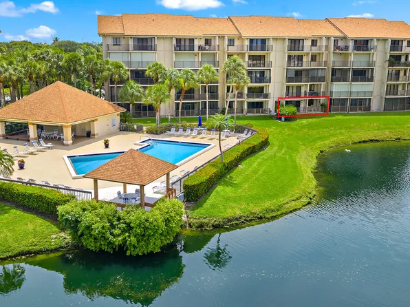 701 Seafarer Circle #103, Jupiter, FL 33477