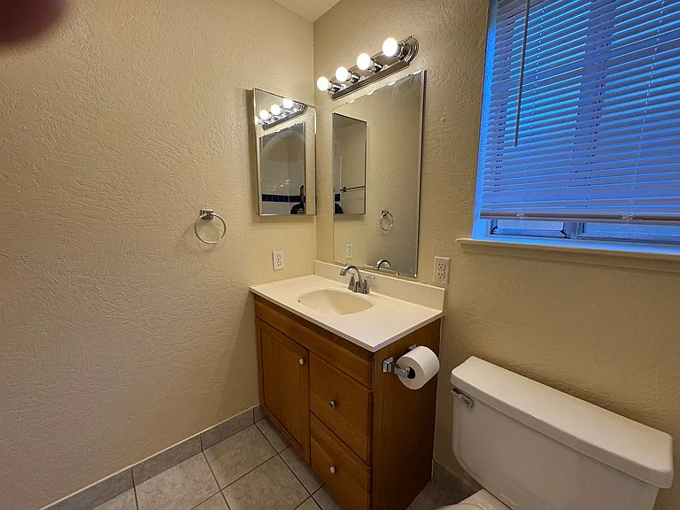 6542 Leesburg Pl — Photo 13