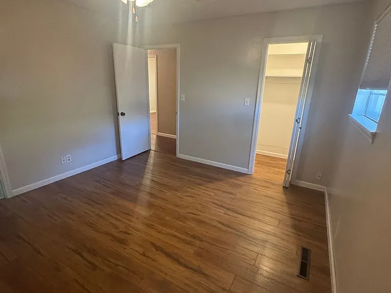 1217 SE Greystone Ave — Photo 15