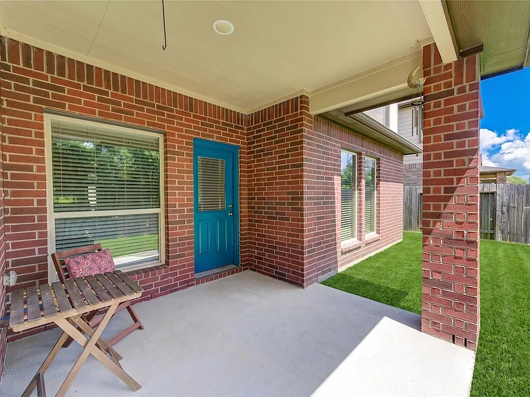 9802 Massanutten Ln — Photo 41