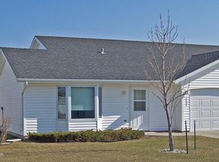 2604 Mistwood Ct, Grand Forks, ND 58201