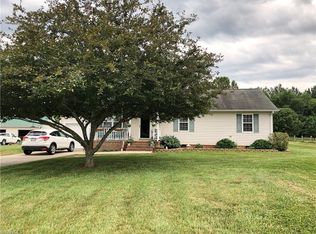 172 Pepperstone Dr, Mocksville, NC 27028