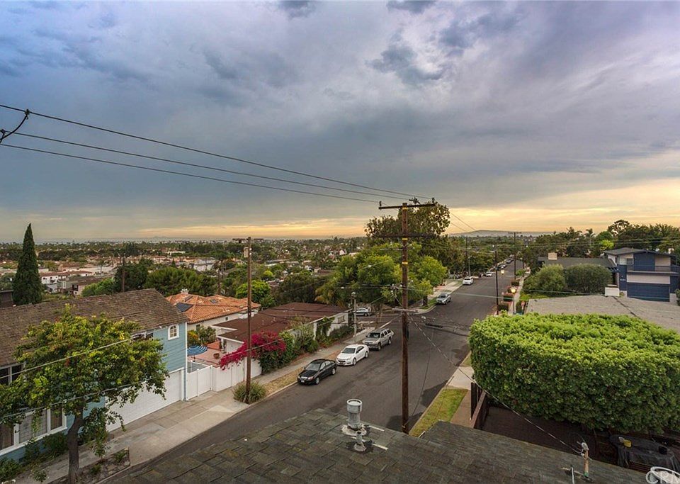 1st image of 401 Manila Ave