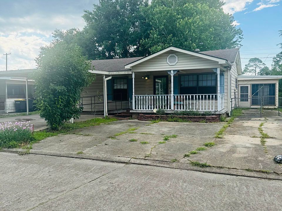 1st image of 510 Albert St
