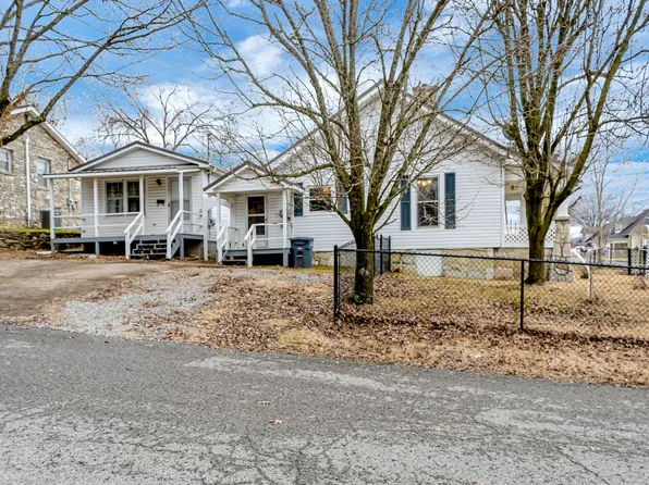 302 Green St, Fayetteville, TN 37334