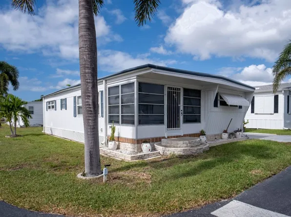 124 Pier E, Naples, FL 34112