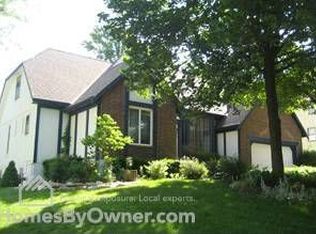 8042 W 115th St, Overland Park, KS 66210