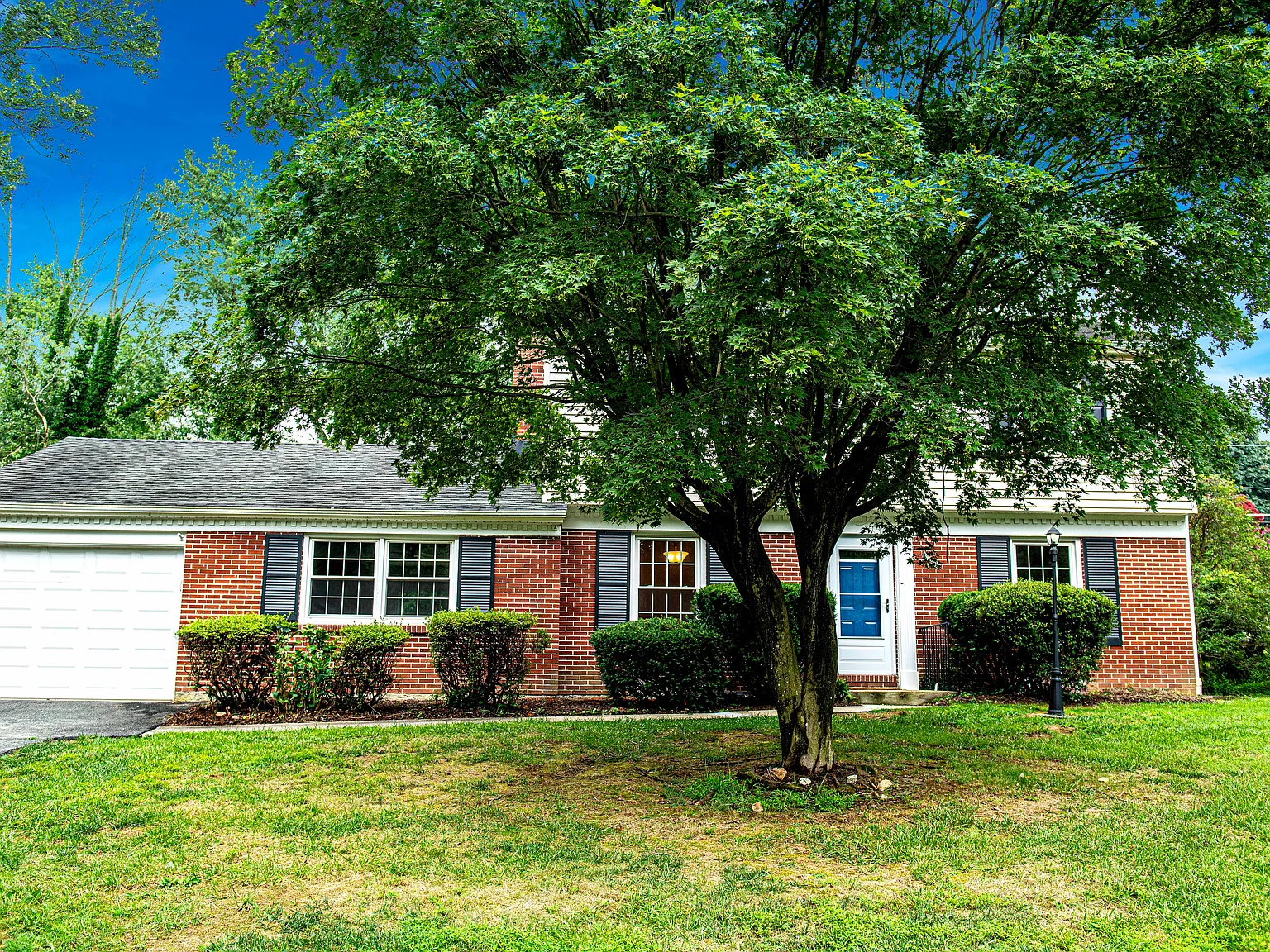 4 bed, 2.5 bath, 1971 sqft, $3,000 — Photo 3