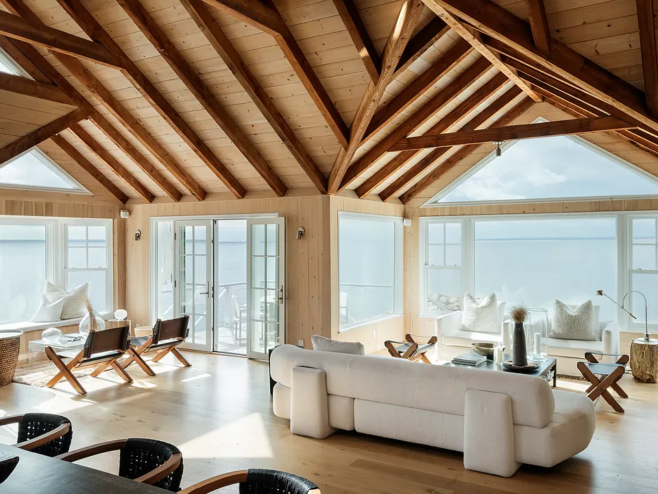 10 Old Lazy Point Rd