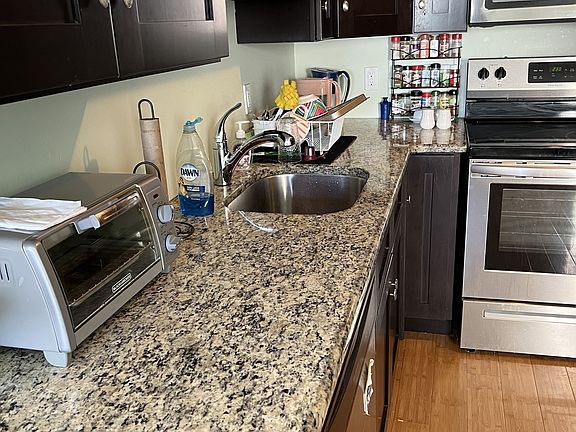 5th image of 327 N 40th St #11390190