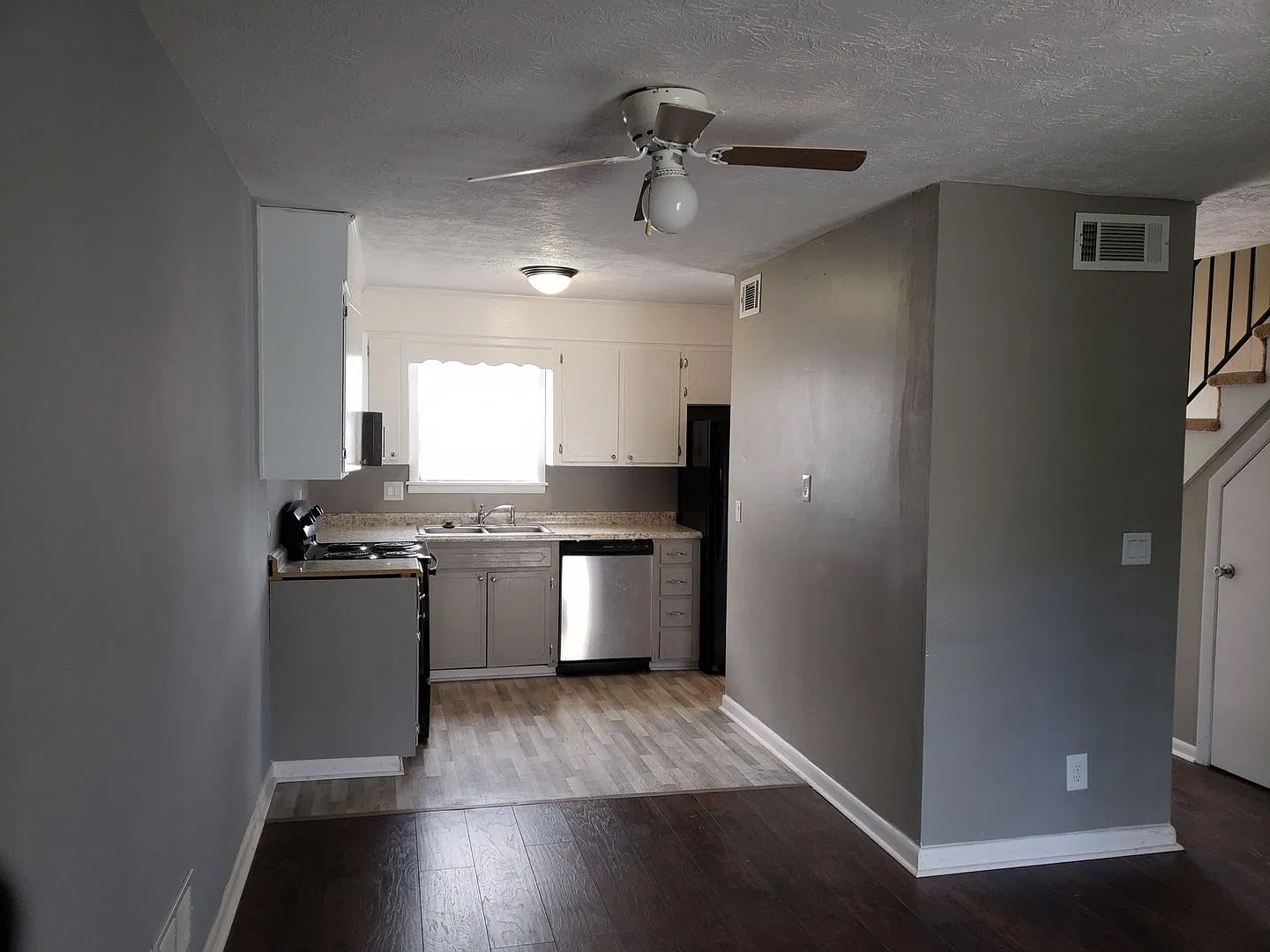 Two story Duplex Townhome — Photo 4