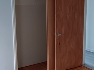2529 W Farragut Ave APT 2E, Chicago, IL 60625