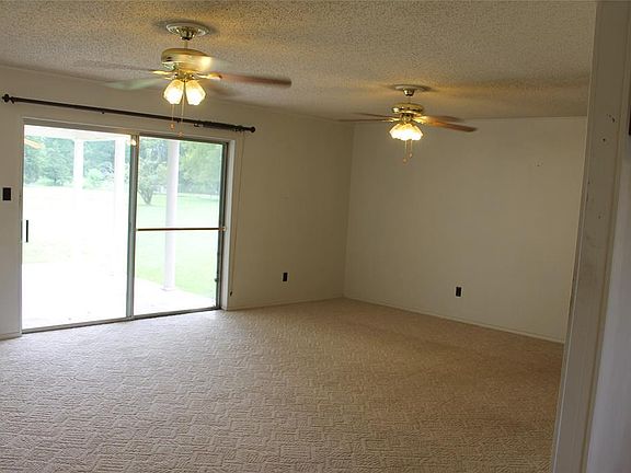 2nd image of 450 County Road 2205