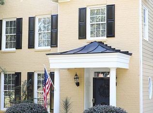 208 Elmcrest Dr, Holly Springs, NC 27540