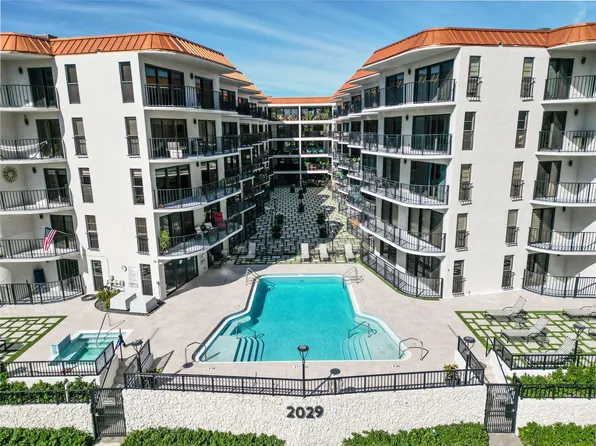 2029 N Ocean Boulevard #303, Fort Lauderdale, FL 33305