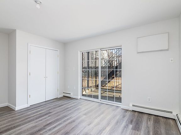 5th image of 4010 Paulding Ave APT 1