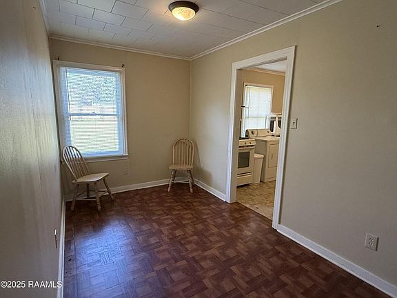 4th image of 733 Gertrude Dr