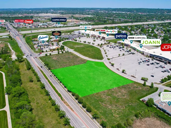 Marketplace Dr, Council Bluffs, IA 51501