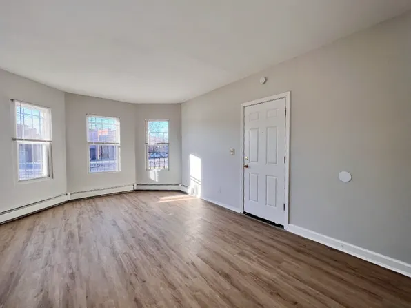 116 Brook St / Mancora Apartments LLC, 116 Brook St APT 2, Hartford, CT 06120