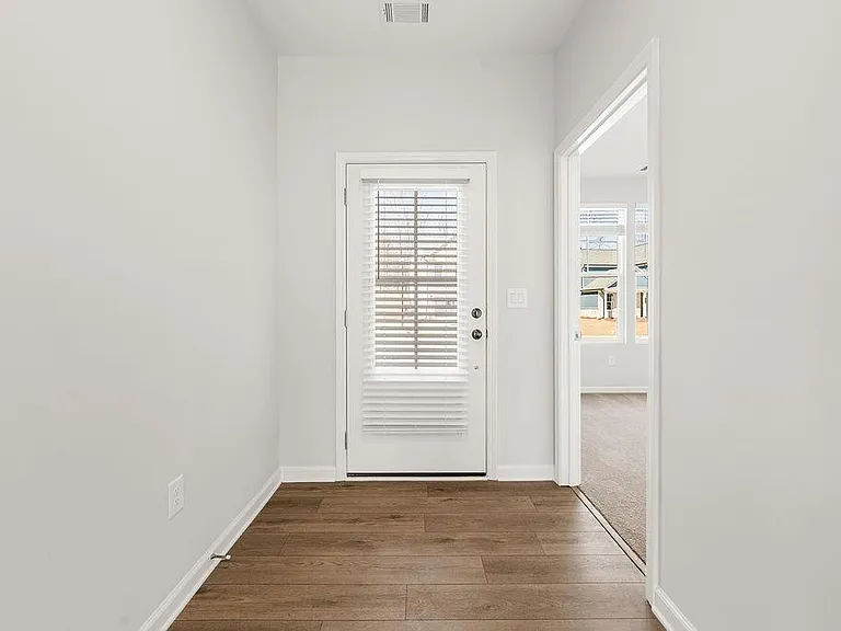 1341 Jordan Brook Dr — Photo 4