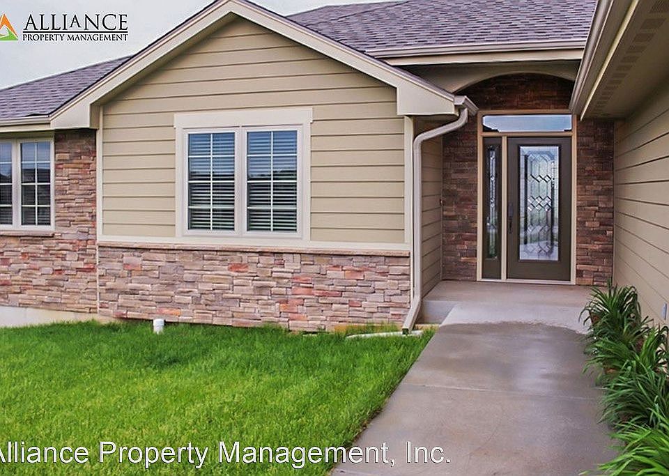 1st image of 1005 Laussac Dr