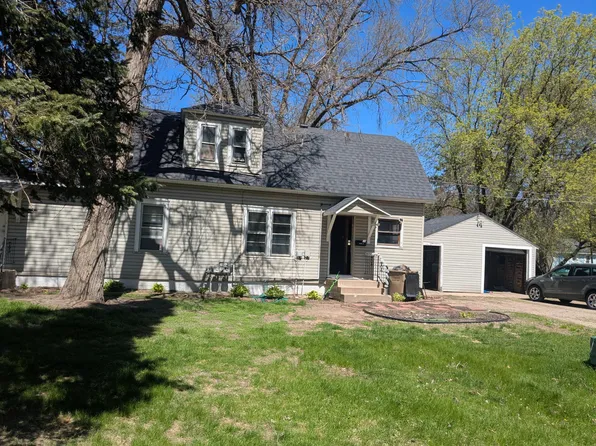 306 4th Ave S, Princeton, MN 55371