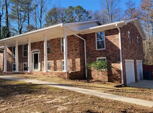 160 Cedar Cir, Fayetteville, GA 30214