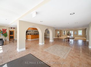 Villa Giardino Martin Grove, Vaughan, ON L4L 9K1