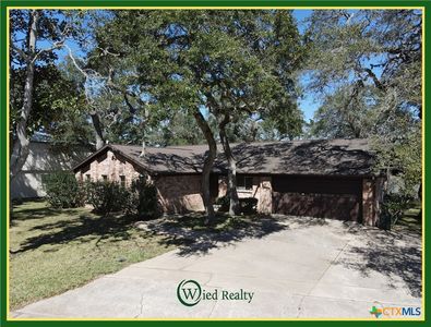 708 Catamaran Cir, Blessing, TX, 77419
