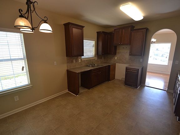 5th image of 1413 Cooper Gayle Dr