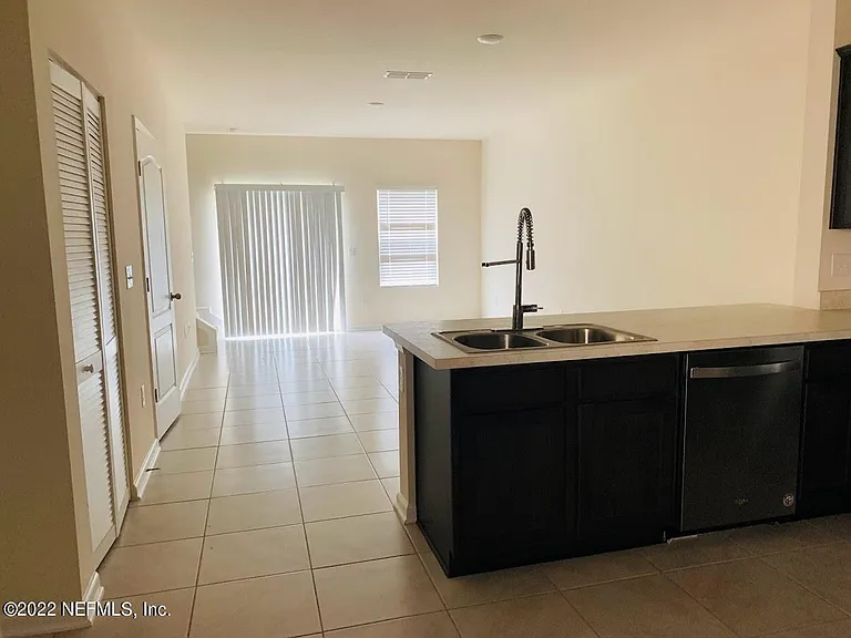 7700 Legacy Trl — Photo 2