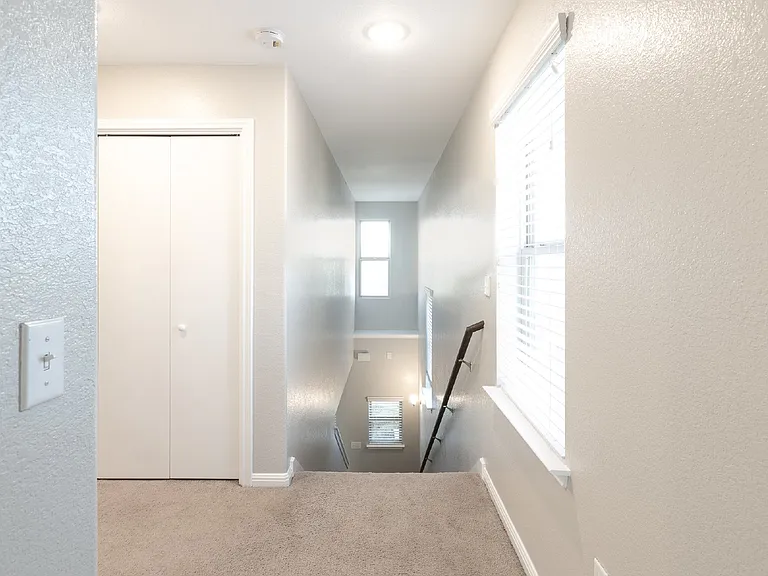 245 Pearl Way — Photo 17