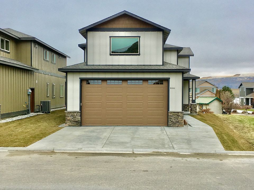 1st image of 9392 Yakima Ln NW