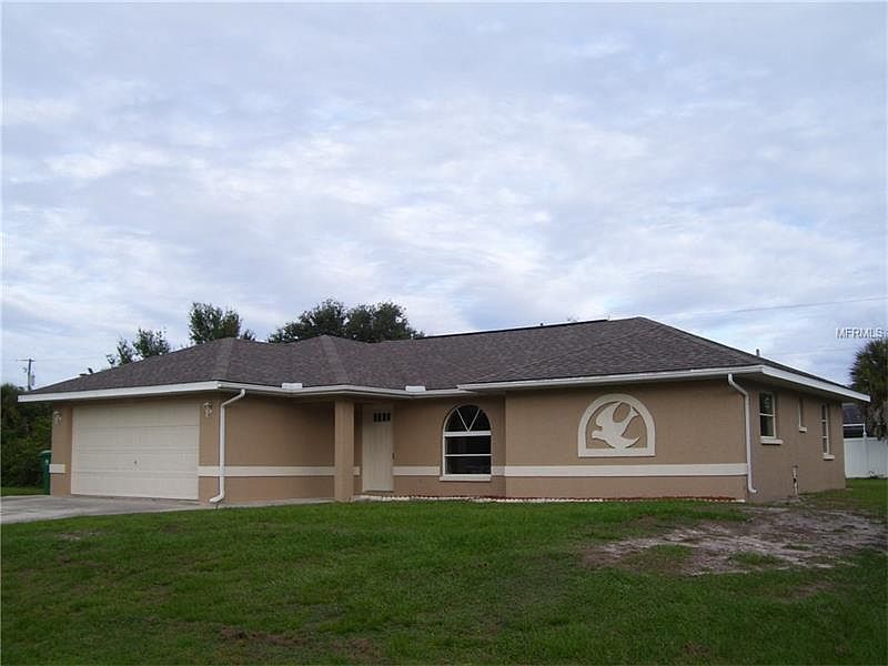 1st image of 6120 Roberta Dr
