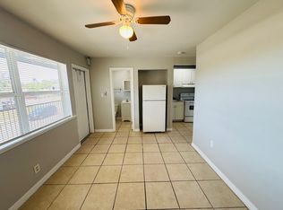 680 22nd Ave S #16, Saint Petersburg, FL 33705
