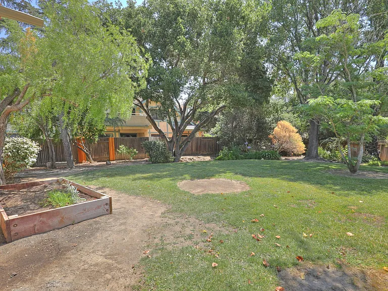 1494 Aarhus Dr — Photo 35