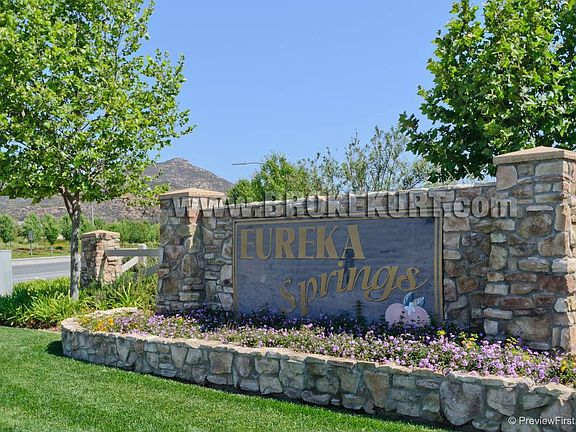 5th image of 3294 Beven Dr