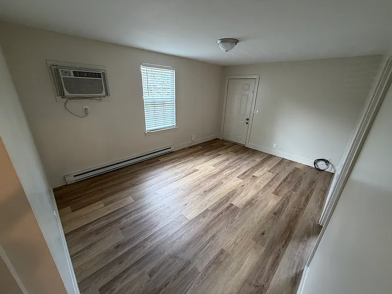 1212 Sioux Ter — Photo 4