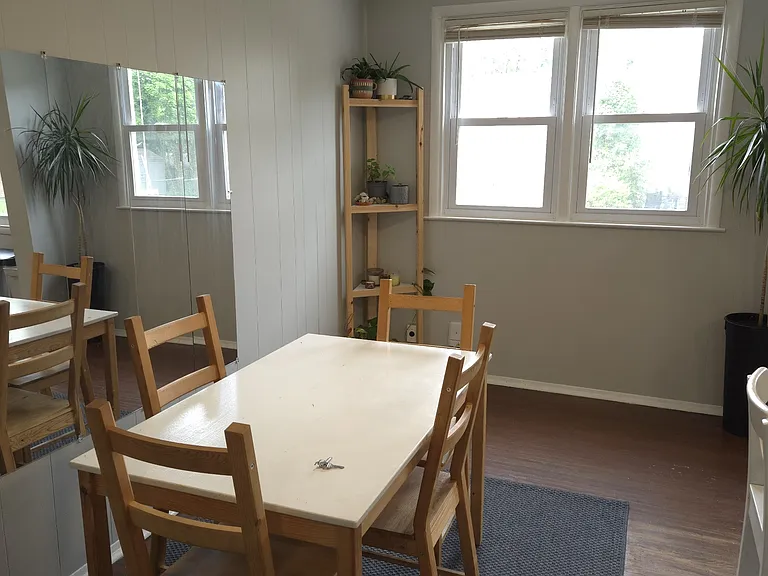 356 Krams Ave — Photo 17