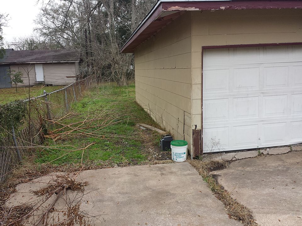 1st image of 1219 Vera Lou St