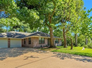 28 Sammy Snead Dr, Hilltop Lakes, TX 77871