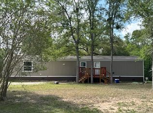 159 Big Bow Dr, Smithville, TX 78957