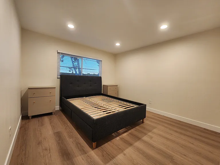408 Burchett St #6 — Photo 14