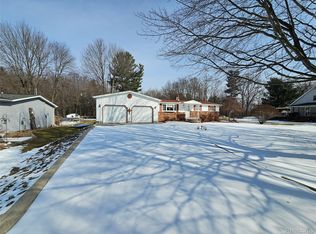 9166 Millington Rd, Vassar, MI 48768