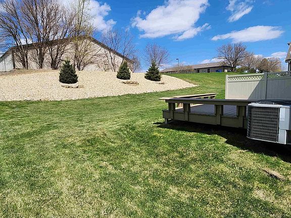 2nd image of 5584 Carver Dr