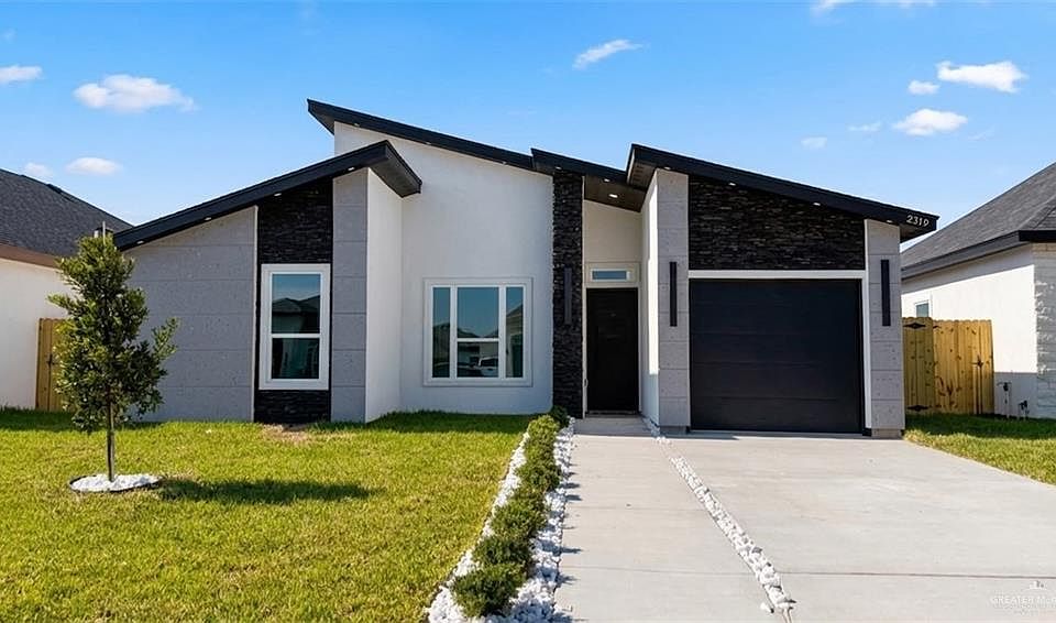 1st image of 2319 E Tamarindo Dr